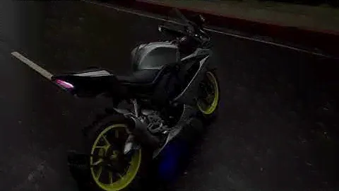 yamaha r15 v3 Indonesia silver colour best look